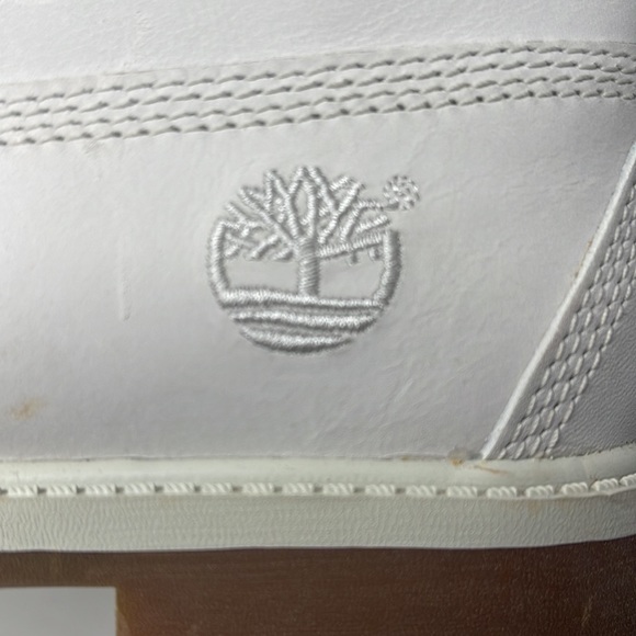 White Timberlands - Picture 11 of 12